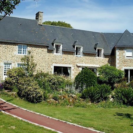 Le Relais Postal Bed & Breakfast Courson Luaran gambar
